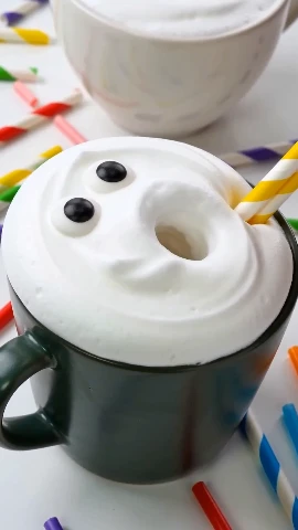 Screaming Latte Foam Meme video template preview